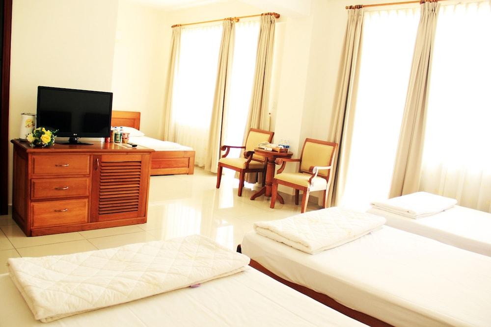 Tan Son Nhat 66a Khách sạn 3*